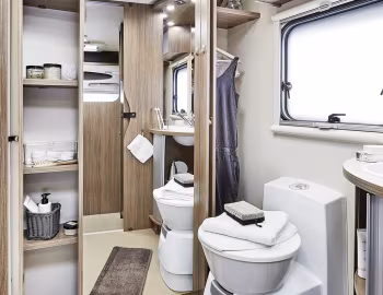 Interior 2015–16 Itineo FB600 '2014–16