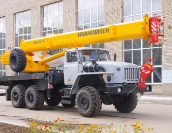 КС-35714-10 "Ивановец" на шасси Урал 5557-1151-70 '2013–н.ч.