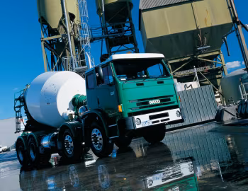Iveco Acco 8×4 Mixer