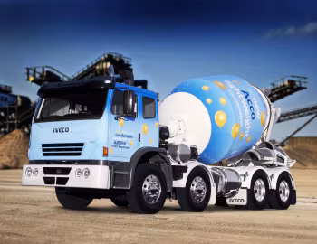 Iveco Acco 8×4 Mixer