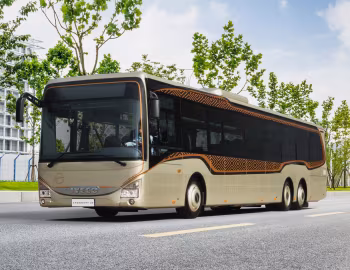 Iveco Crossway LE 3-axle '2017–pr.