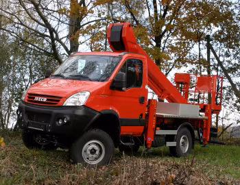 Iveco Daily 4×4 Lift Platform '2007–09