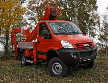 Iveco Daily 4×4 Lift Platform '2007–09