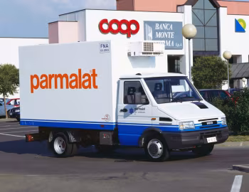 Iveco TurboDaily 35-10 with refrigerator body '1996–99