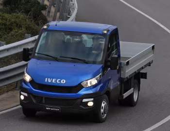 Iveco Daily 35 Chassis Cab '2014–16