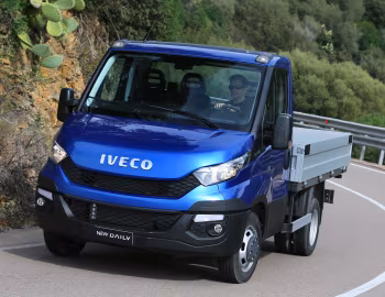 Iveco Daily 35 Chassis Cab '2014–16