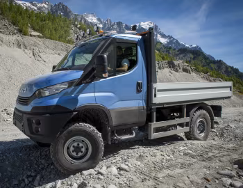 Iveco Daily 55 4×4 Chassis Cab '2016–pr.