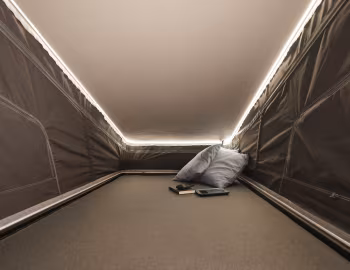 Interior Iveco Daily Camper Pop-Up Roof '2023