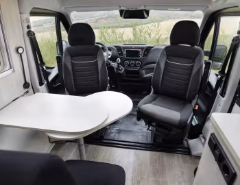 Interior Iveco Daily Camper Pop-Up Roof '2023