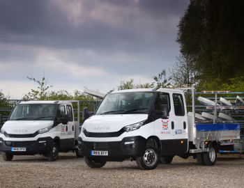 Iveco Daily Crew Cab [UK-spec] '2014–16