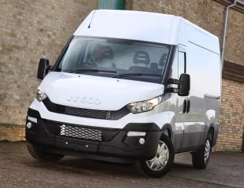 Iveco Daily 35 Van [UK-spec] '2014–16