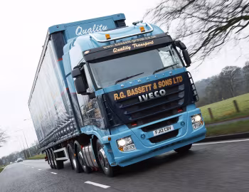 Iveco EcoStralis 460 6×2 tractor [UK-spec] (AS440S46TX/P) '2011–12