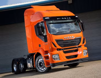 Iveco EcoStralis Hi-Road 460 6×2 tractor [UK-spec] (AD440) '2013–pr.