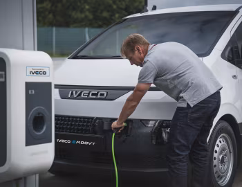 Iveco eMoovy Chassis Cab Box '2024–pr.