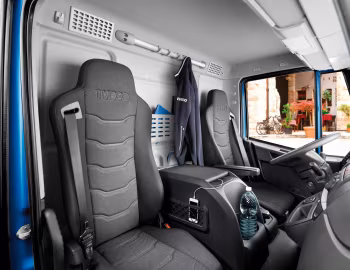 Interior Iveco EuroCargo 180-320 '2015–pr.