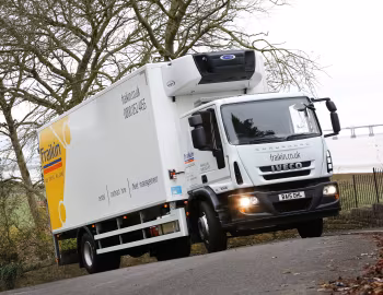 Iveco EuroCargo ML180E25 refrigerator truck [UK-spec] '2008–pr.