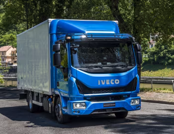 Iveco EuroCargo 75-210 with delivery body '2015–pr.