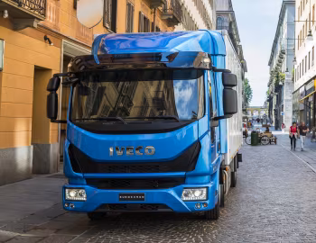 Iveco EuroCargo 75-210 with delivery body '2015–pr.