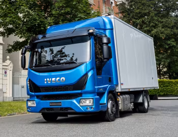 Iveco EuroCargo 75-210 with delivery body '2015–pr.