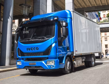 Iveco EuroCargo 75-210 with delivery body '2015–pr.
