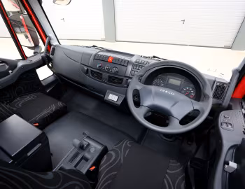 Panel frontal Iveco EuroCargo ML75E21 E6 [UK-spec] '2014–pr.
