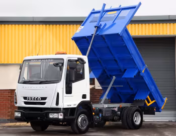 Iveco EuroCargo ML75E16 EEV with tipper body [UK-spec] '2010–pr.