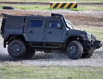 Iveco LMV "Рысь" (M65) '2011–13