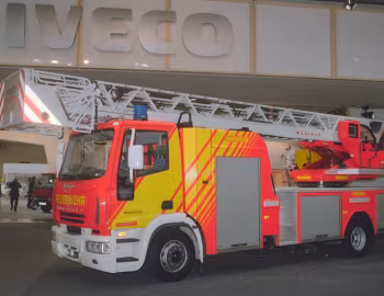 Iveco-Magirus EuroFire FF 150 E 28 mit Drehleiter-Korb DLK 23-12 GL '2004–????