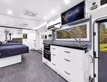 Interior Paradise Independence Platinum '2019–pr.