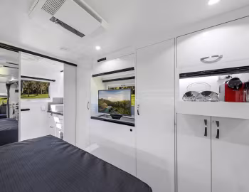 Interior Paradise Liberation Platinum '2019–pr.