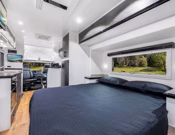 Interior Paradise SL Cafe Deluxe '2019–pr.