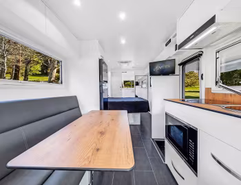 Interior Paradise Spark '2019–pr.