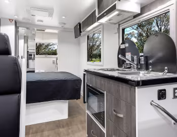 Interior Paradise Spark IV '2019–pr.