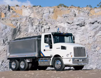 2002 Iveco PowerStar 6700 Dump Truck [Australia] '2001–05