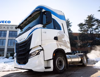 Iveco S-WAY NP 460 4×2 Pegaso 75º Aniversario '2021