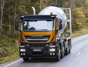 Iveco Stralis X-WAY 400SL 8×4 Mixer '2017–pr.