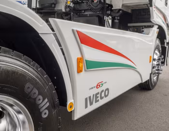 Iveco Stralis Hi-Way 440 "Carboni 65 anos" 6×2 tractor [Brazil] (AS440) '2021–22