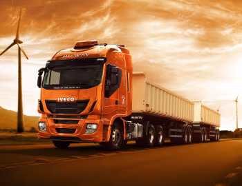 Iveco Stralis Hi-Way 480 6×4 tractor (AS440) '2013–pr.