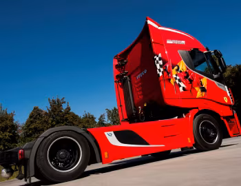 Iveco Stralis 570XP 4×2 Scuderia Ferrari Emotional Truck (AS440) '07.2016