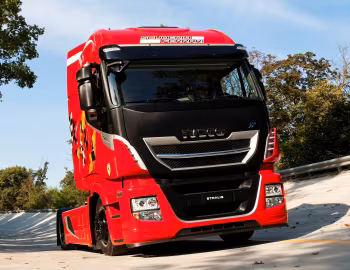 Iveco Stralis 570XP 4×2 Scuderia Ferrari Emotional Truck (AS440) '07.2016