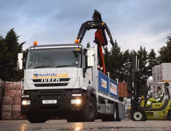 Iveco Stralis AD260S31 Flatbed [UK-spec] '2007–11