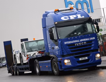 Iveco Stralis AS440S45T/P 4×2 tractor, Goldhofer