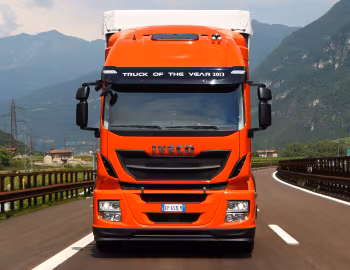 Iveco Stralis Hi-Road 330 Natural Power 4×2 tractor (AD440) '2012–pr.