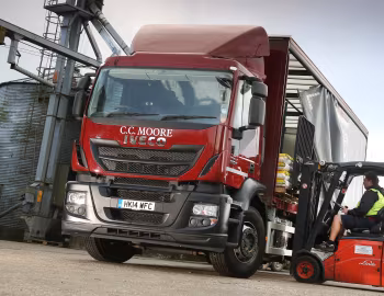 Iveco Stralis Hi-Street 360 6×2 rigid [UK-spec] '2014–pr.