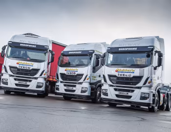 Iveco Stralis Hi-Way 460 6×2 tractor [UK-spec] (AS440) '2013–pr.