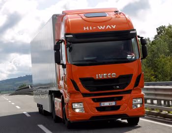 Iveco Stralis Hi-Way 500 4×2 tractor (AS440) '2012–pr.