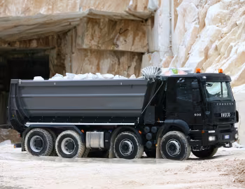 Iveco Trakker AD410T50 with Gervasi tipper body '2007–12