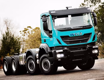 Iveco Trakker Hi-Land 450 rigid 8×4 '2013–pr.