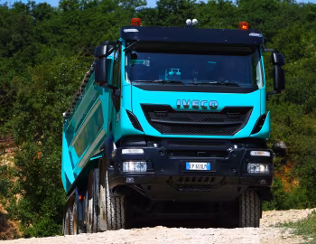 Iveco Trakker Hi-Land 500 rigid 8×4 with Gervasi tipper body '2013–pr.