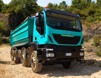 Iveco Trakker Hi-Land 500 rigid 8×4 with Gervasi tipper body '2013–pr.